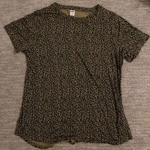 Leopard print tee